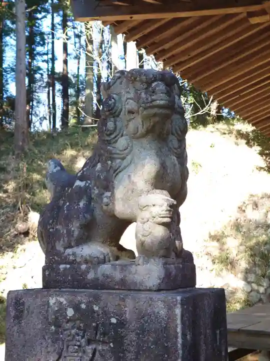 八宮神社(越畑)の{uncategorized: "未分類", other: "その他", undefined: "問題あり", building: "その他建物", grave: "お墓", sacred_gate: "鳥居", guardian: "狛犬", statue: "像", buddha: "仏像", history: "歴史", nature: "自然", garden: "庭園", animal: "動物", pagoda: "塔", temizu: "手水舎", mountain_gate: "山門・神門", sanctuary: "本殿・本堂", subordinate: "末社・摂社", art: "芸術", scenery: "景色", jizo: "地蔵", ema: "絵馬", goshuin: "御朱印", omikuji: "おみくじ", items: "授与品その他", amulet: "お守り", goshuincho: "御朱印帳", eats: "食事", festival: "お祭り", votive_dance: "神楽", shichigosan: "七五三参", wedding: "結婚式", experience: "体験その他", initially: "初詣", around: "周辺", anti_infection: "感染症対策"}