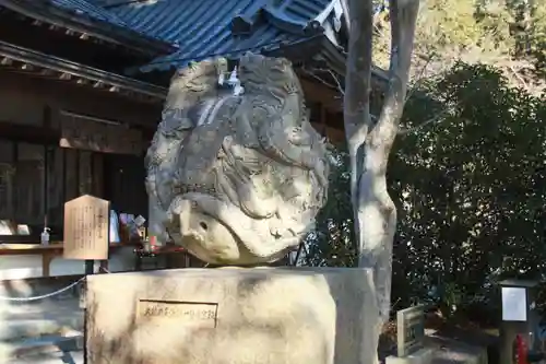 冨士御室浅間神社の狛犬