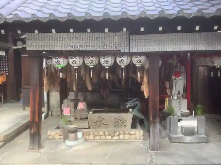 東充寺の手水舎