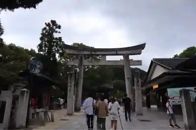 太宰府天満宮の{uncategorized: "未分類", other: "その他", undefined: "問題あり", building: "その他建物", grave: "お墓", sacred_gate: "鳥居", guardian: "狛犬", statue: "像", buddha: "仏像", history: "歴史", nature: "自然", garden: "庭園", animal: "動物", pagoda: "塔", temizu: "手水舎", mountain_gate: "山門・神門", sanctuary: "本殿・本堂", subordinate: "末社・摂社", art: "芸術", scenery: "景色", jizo: "地蔵", ema: "絵馬", goshuin: "御朱印", omikuji: "おみくじ", items: "授与品その他", amulet: "お守り", goshuincho: "御朱印帳", eats: "食事", festival: "お祭り", votive_dance: "神楽", shichigosan: "七五三参", wedding: "結婚式", experience: "体験その他", initially: "初詣", around: "周辺", anti_infection: "感染症対策"}