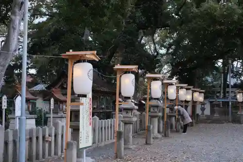 泉穴師神社の末社