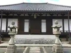 當麻寺の本殿