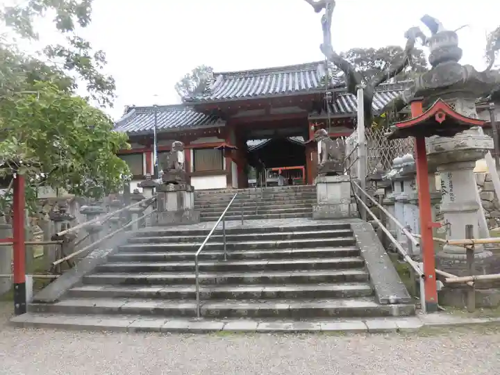 氷室神社の山門・神門