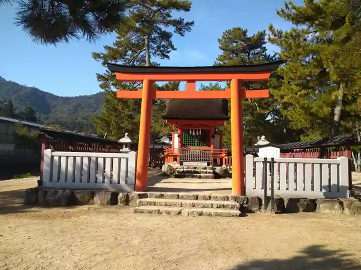 清盛神社の本殿・本堂
