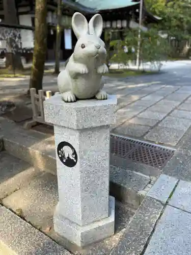 岡崎神社の{uncategorized: "未分類", other: "その他", undefined: "問題あり", building: "その他建物", grave: "お墓", sacred_gate: "鳥居", guardian: "狛犬", statue: "像", buddha: "仏像", history: "歴史", nature: "自然", garden: "庭園", animal: "動物", pagoda: "塔", temizu: "手水舎", mountain_gate: "山門・神門", sanctuary: "本殿・本堂", subordinate: "末社・摂社", art: "芸術", scenery: "景色", jizo: "地蔵", ema: "絵馬", goshuin: "御朱印", omikuji: "おみくじ", items: "授与品その他", amulet: "お守り", goshuincho: "御朱印帳", eats: "食事", festival: "お祭り", votive_dance: "神楽", shichigosan: "七五三参", wedding: "結婚式", experience: "体験その他", initially: "初詣", around: "周辺", anti_infection: "感染症対策"}