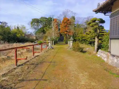八龍社（葛木）のその他建物