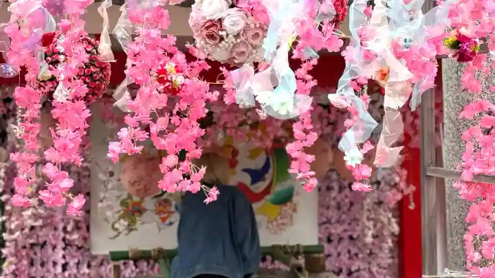 別小江神社の{uncategorized: "未分類", other: "その他", undefined: "問題あり", building: "その他建物", grave: "お墓", sacred_gate: "鳥居", guardian: "狛犬", statue: "像", buddha: "仏像", history: "歴史", nature: "自然", garden: "庭園", animal: "動物", pagoda: "塔", temizu: "手水舎", mountain_gate: "山門・神門", sanctuary: "本殿・本堂", subordinate: "末社・摂社", art: "芸術", scenery: "景色", jizo: "地蔵", ema: "絵馬", goshuin: "御朱印", omikuji: "おみくじ", items: "授与品その他", amulet: "お守り", goshuincho: "御朱印帳", eats: "食事", festival: "お祭り", votive_dance: "神楽", shichigosan: "七五三参", wedding: "結婚式", experience: "体験その他", initially: "初詣", around: "周辺", anti_infection: "感染症対策"}