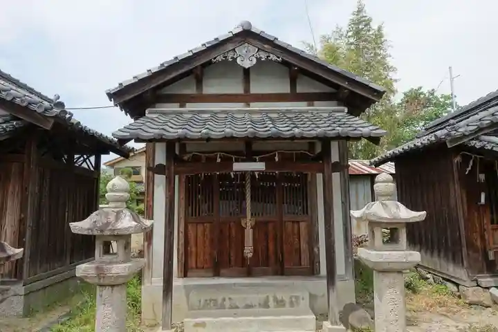 阿久刀神社の末社・摂社