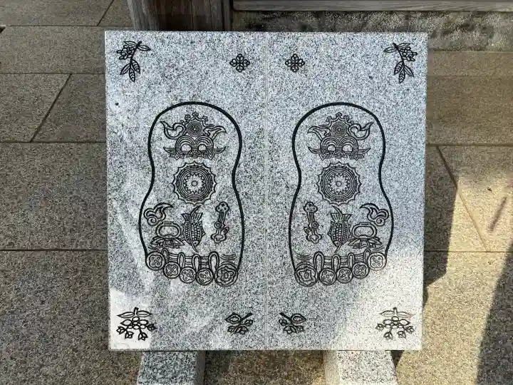 宝蔵院の{uncategorized: "未分類", other: "その他", undefined: "問題あり", building: "その他建物", grave: "お墓", sacred_gate: "鳥居", guardian: "狛犬", statue: "像", buddha: "仏像", history: "歴史", nature: "自然", garden: "庭園", animal: "動物", pagoda: "塔", temizu: "手水舎", mountain_gate: "山門・神門", sanctuary: "本殿・本堂", subordinate: "末社・摂社", art: "芸術", scenery: "景色", jizo: "地蔵", ema: "絵馬", goshuin: "御朱印", omikuji: "おみくじ", items: "授与品その他", amulet: "お守り", goshuincho: "御朱印帳", eats: "食事", festival: "お祭り", votive_dance: "神楽", shichigosan: "七五三参", wedding: "結婚式", experience: "体験その他", initially: "初詣", around: "周辺", anti_infection: "感染症対策"}