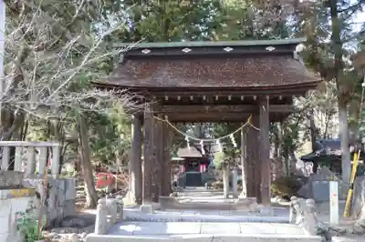 大井俣窪八幡神社の山門・神門