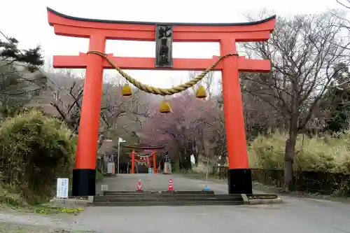 虻田神社の鳥居