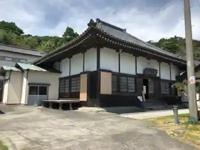 釣徳寺の本殿・本堂