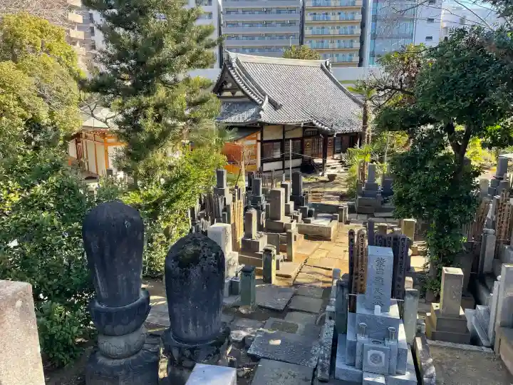 大泉寺の{uncategorized: "未分類", other: "その他", undefined: "問題あり", building: "その他建物", grave: "お墓", sacred_gate: "鳥居", guardian: "狛犬", statue: "像", buddha: "仏像", history: "歴史", nature: "自然", garden: "庭園", animal: "動物", pagoda: "塔", temizu: "手水舎", mountain_gate: "山門・神門", sanctuary: "本殿・本堂", subordinate: "末社・摂社", art: "芸術", scenery: "景色", jizo: "地蔵", ema: "絵馬", goshuin: "御朱印", omikuji: "おみくじ", items: "授与品その他", amulet: "お守り", goshuincho: "御朱印帳", eats: "食事", festival: "お祭り", votive_dance: "神楽", shichigosan: "七五三参", wedding: "結婚式", experience: "体験その他", initially: "初詣", around: "周辺", anti_infection: "感染症対策"}