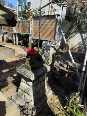 久富稲荷神社の{uncategorized: "未分類", other: "その他", undefined: "問題あり", building: "その他建物", grave: "お墓", sacred_gate: "鳥居", guardian: "狛犬", statue: "像", buddha: "仏像", history: "歴史", nature: "自然", garden: "庭園", animal: "動物", pagoda: "塔", temizu: "手水舎", mountain_gate: "山門・神門", sanctuary: "本殿・本堂", subordinate: "末社・摂社", art: "芸術", scenery: "景色", jizo: "地蔵", ema: "絵馬", goshuin: "御朱印", omikuji: "おみくじ", items: "授与品その他", amulet: "お守り", goshuincho: "御朱印帳", eats: "食事", festival: "お祭り", votive_dance: "神楽", shichigosan: "七五三参", wedding: "結婚式", experience: "体験その他", initially: "初詣", around: "周辺", anti_infection: "感染症対策"}