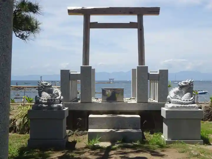 龍神宮遙拝所の末社・摂社