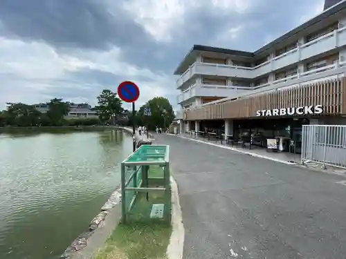 興福寺 南円堂の周辺