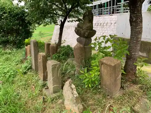 神社(名称不明)のお墓