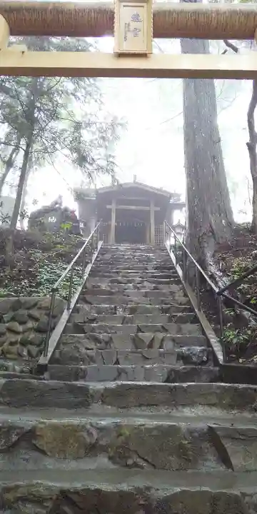 三峯神社の末社・摂社