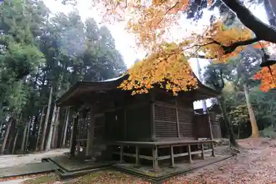 諏訪神社の本殿・本堂