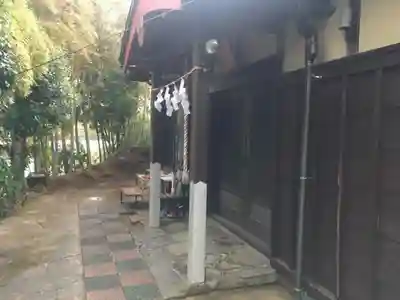 横浜御嶽神社の本殿・本堂