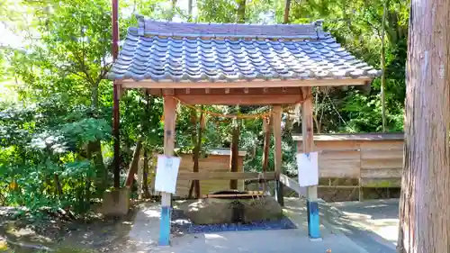 須男神社の手水舎