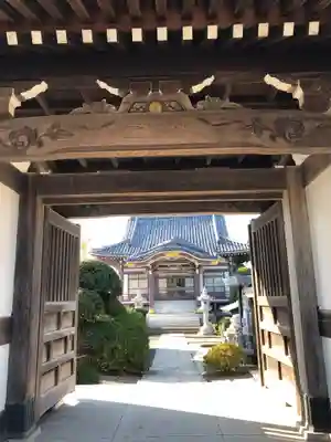 能満寺の山門・神門