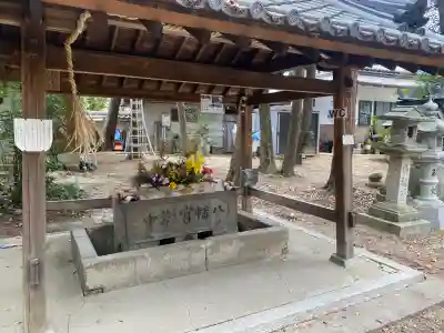 元石清水八幡神社の{uncategorized: "未分類", other: "その他", undefined: "問題あり", building: "その他建物", grave: "お墓", sacred_gate: "鳥居", guardian: "狛犬", statue: "像", buddha: "仏像", history: "歴史", nature: "自然", garden: "庭園", animal: "動物", pagoda: "塔", temizu: "手水舎", mountain_gate: "山門・神門", sanctuary: "本殿・本堂", subordinate: "末社・摂社", art: "芸術", scenery: "景色", jizo: "地蔵", ema: "絵馬", goshuin: "御朱印", omikuji: "おみくじ", items: "授与品その他", amulet: "お守り", goshuincho: "御朱印帳", eats: "食事", festival: "お祭り", votive_dance: "神楽", shichigosan: "七五三参", wedding: "結婚式", experience: "体験その他", initially: "初詣", around: "周辺", anti_infection: "感染症対策"}