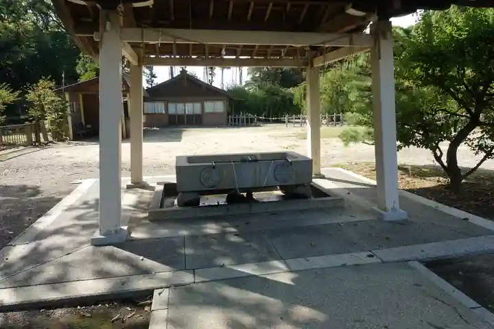 結城神社の手水舎