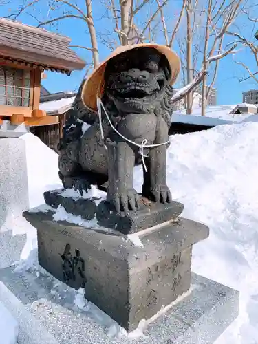 札幌諏訪神社の狛犬