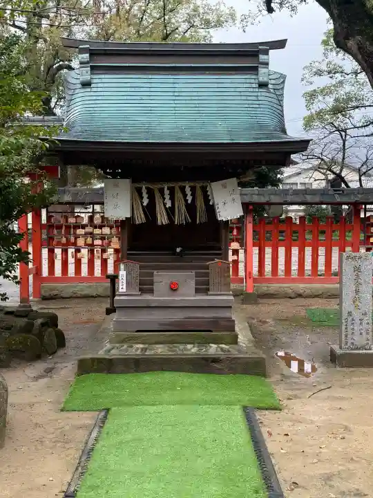 宇美八幡宮の{uncategorized: "未分類", other: "その他", undefined: "問題あり", building: "その他建物", grave: "お墓", sacred_gate: "鳥居", guardian: "狛犬", statue: "像", buddha: "仏像", history: "歴史", nature: "自然", garden: "庭園", animal: "動物", pagoda: "塔", temizu: "手水舎", mountain_gate: "山門・神門", sanctuary: "本殿・本堂", subordinate: "末社・摂社", art: "芸術", scenery: "景色", jizo: "地蔵", ema: "絵馬", goshuin: "御朱印", omikuji: "おみくじ", items: "授与品その他", amulet: "お守り", goshuincho: "御朱印帳", eats: "食事", festival: "お祭り", votive_dance: "神楽", shichigosan: "七五三参", wedding: "結婚式", experience: "体験その他", initially: "初詣", around: "周辺", anti_infection: "感染症対策"}