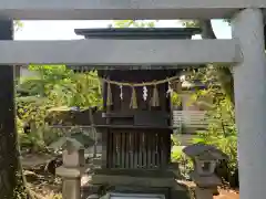 神館神社の末社