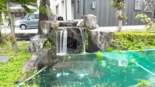 八幡神社御旅所の建物その他