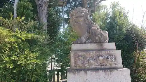 健田須賀神社の狛犬