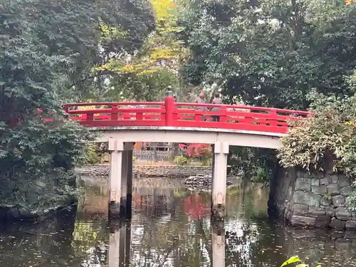 武蔵一宮氷川神社の庭園