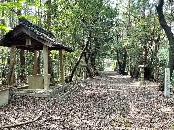 彌尼布理神社(三重県)