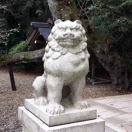 熊野神社の狛犬