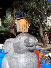 三輪神社の狛犬