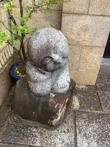 玉林寺の像