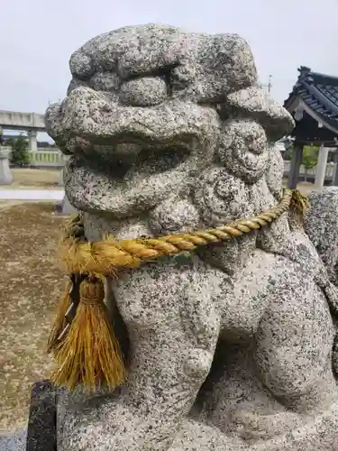 土合神社の狛犬