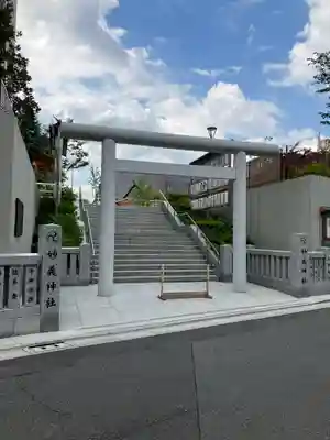 駒込妙義神社の鳥居