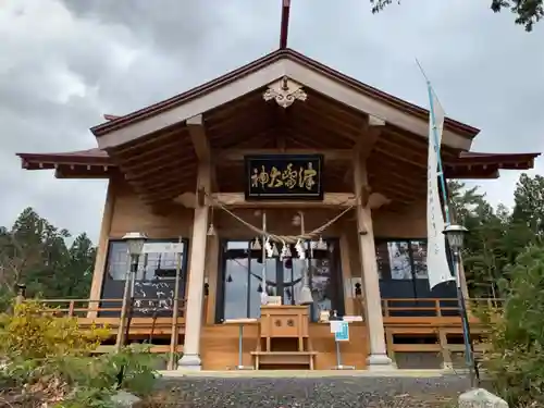 津島神社の本殿