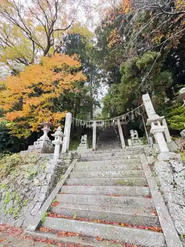 階見八幡神社の鳥居