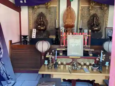 光明寺の本殿・本堂