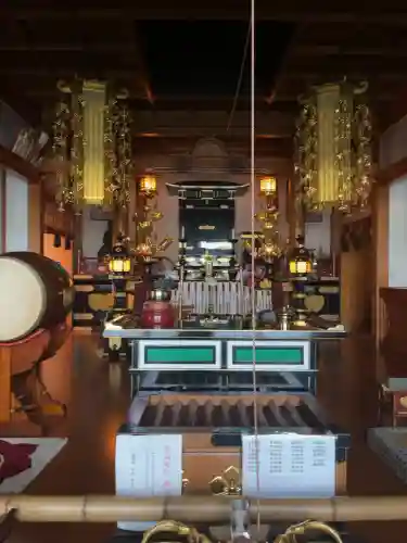 総持寺の{uncategorized: "未分類", other: "その他", undefined: "問題あり", building: "その他建物", grave: "お墓", sacred_gate: "鳥居", guardian: "狛犬", statue: "像", buddha: "仏像", history: "歴史", nature: "自然", garden: "庭園", animal: "動物", pagoda: "塔", temizu: "手水舎", mountain_gate: "山門・神門", sanctuary: "本殿・本堂", subordinate: "末社・摂社", art: "芸術", scenery: "景色", jizo: "地蔵", ema: "絵馬", goshuin: "御朱印", omikuji: "おみくじ", items: "授与品その他", amulet: "お守り", goshuincho: "御朱印帳", eats: "食事", festival: "お祭り", votive_dance: "神楽", shichigosan: "七五三参", wedding: "結婚式", experience: "体験その他", initially: "初詣", around: "周辺", anti_infection: "感染症対策"}