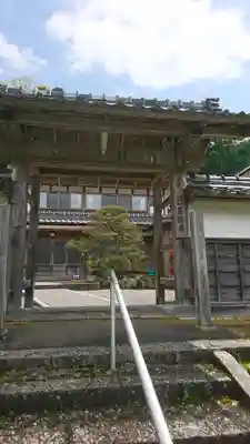 萬徳寺の山門・神門