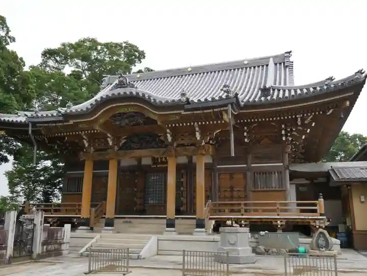 照光寺の本殿・本堂