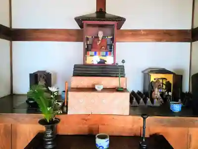 永福寺の本殿・本堂