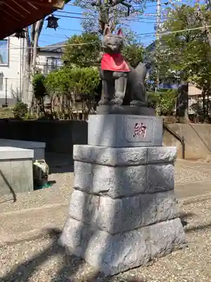 稲荷神社の狛犬