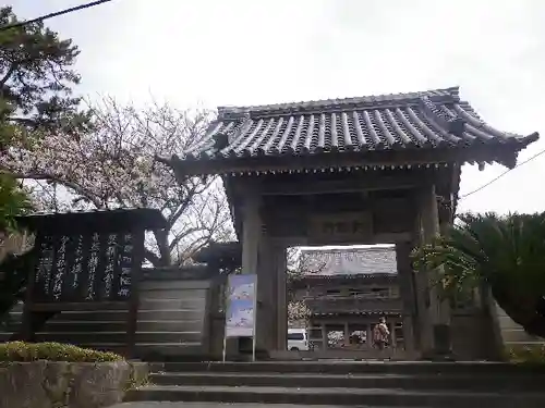 光明寺の山門・神門