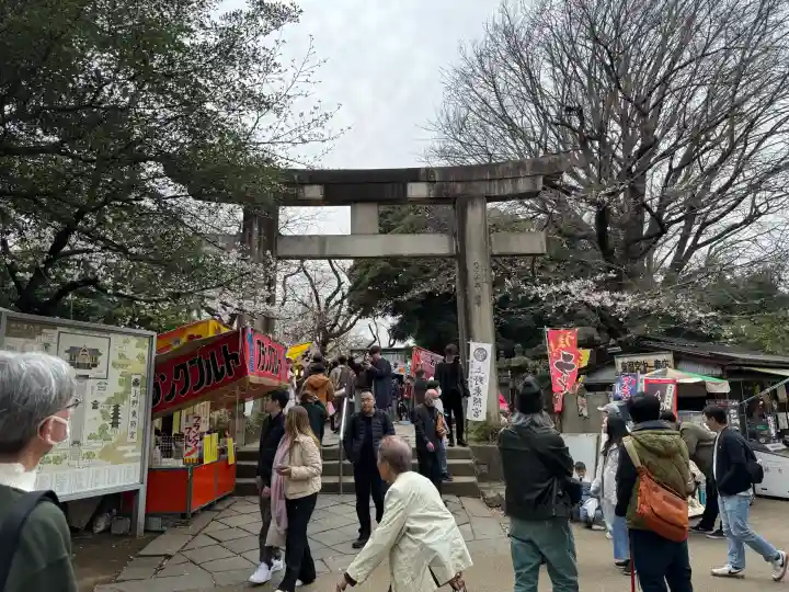 上野東照宮の{uncategorized: "未分類", other: "その他", undefined: "問題あり", building: "その他建物", grave: "お墓", sacred_gate: "鳥居", guardian: "狛犬", statue: "像", buddha: "仏像", history: "歴史", nature: "自然", garden: "庭園", animal: "動物", pagoda: "塔", temizu: "手水舎", mountain_gate: "山門・神門", sanctuary: "本殿・本堂", subordinate: "末社・摂社", art: "芸術", scenery: "景色", jizo: "地蔵", ema: "絵馬", goshuin: "御朱印", omikuji: "おみくじ", items: "授与品その他", amulet: "お守り", goshuincho: "御朱印帳", eats: "食事", festival: "お祭り", votive_dance: "神楽", shichigosan: "七五三参", wedding: "結婚式", experience: "体験その他", initially: "初詣", around: "周辺", anti_infection: "感染症対策"}